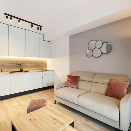 Apartman Aboutartapartments - Otynska 4 *