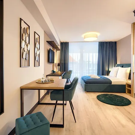 Aboutartapartments - Otynska 4 *