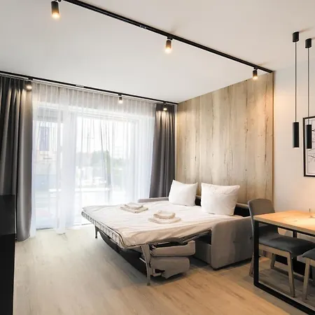 Aboutartapartments - Otynska 4 *