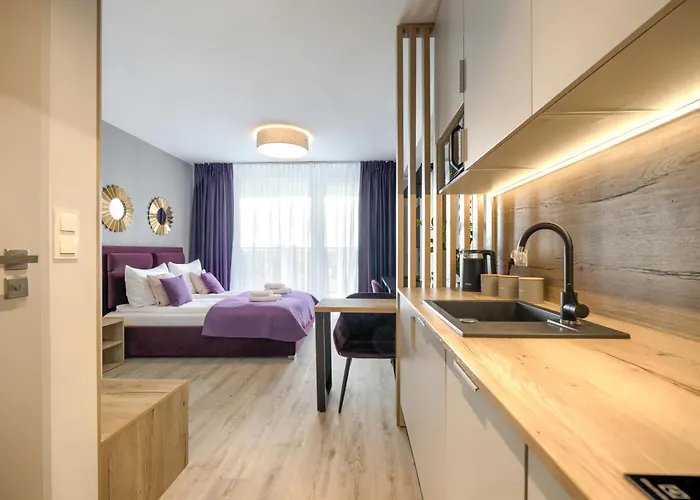 Apartment Aboutartapartments - Otynska 4 *