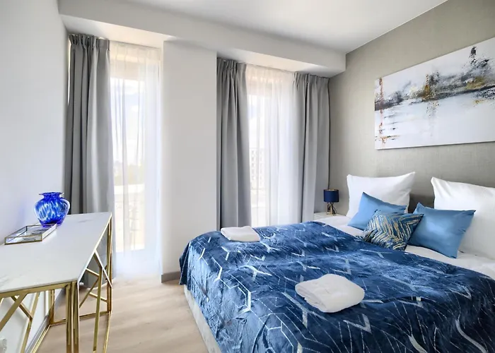 Apartment Aboutartapartments - Otynska 4 *